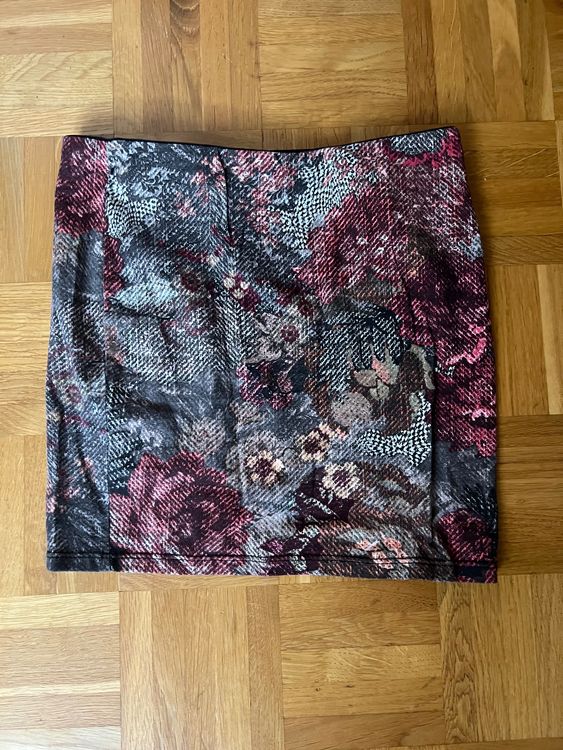 Jupe longue satin fluide noire Bershka - Vêtements