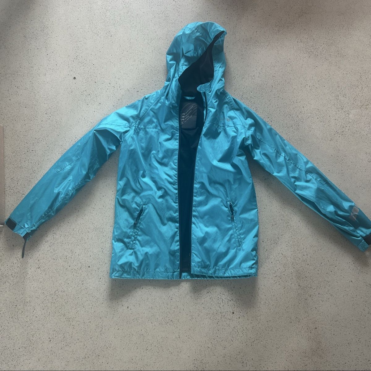 Trevolution Vestes: Trevelution Regenjacke Blau – D'occasion à Wolfhausen par eil_jc5j