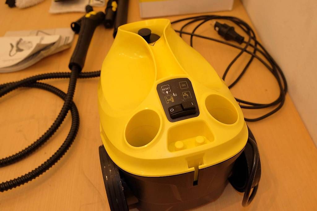 Kärcher Nettoyeurs à vapeur: Kärcher SC 3 EasyFix Dampfreiniger fast neu – D'occasion à Basel par Bertob 3