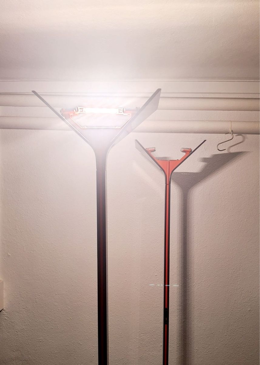 Flos Lampade: Flos Papillona Lampada a stelo – Usato da Bellinzona venduto da gal_fp9y