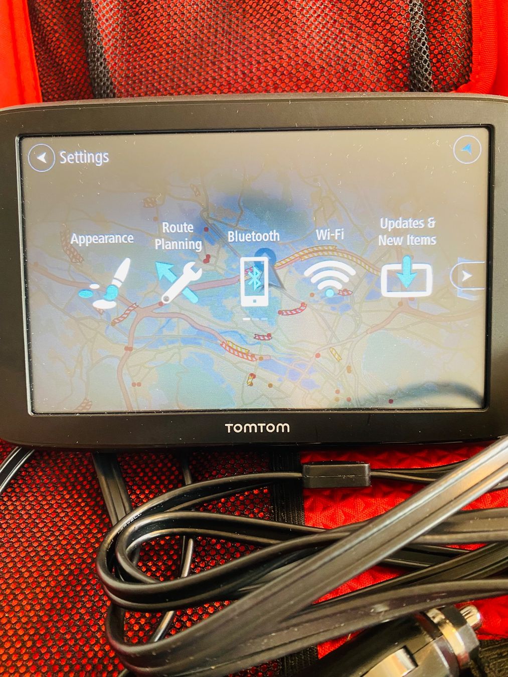 Garmin Navigationsgeräte: TomTom Go Basic Navi GPS Europa – Gebraucht aus Zürich von dennisbooker2001 2