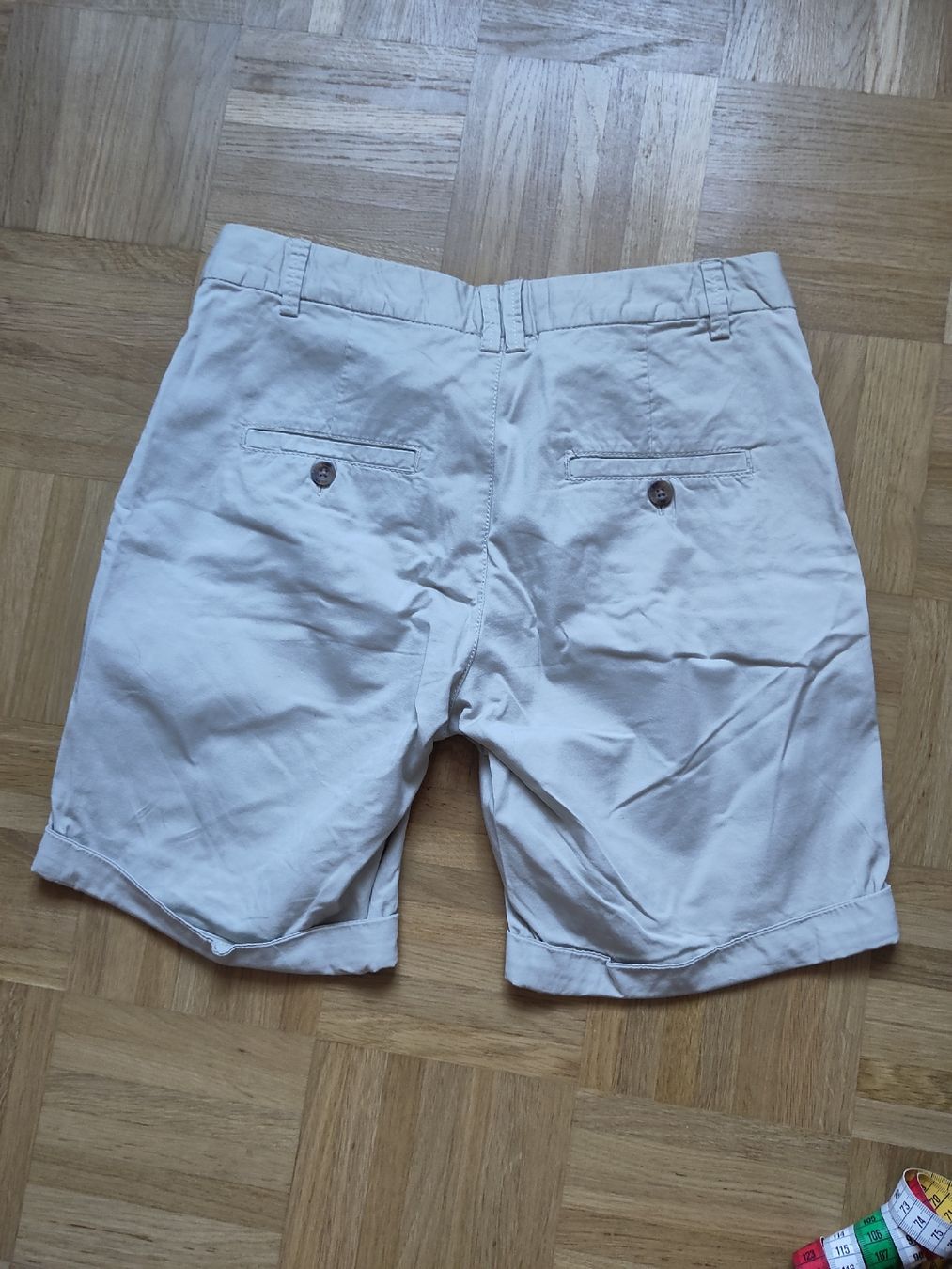 H&M Pantaloni: beige Shorts Gr. 36 – Usato da Bern venduto da icanhearyoursmile 1