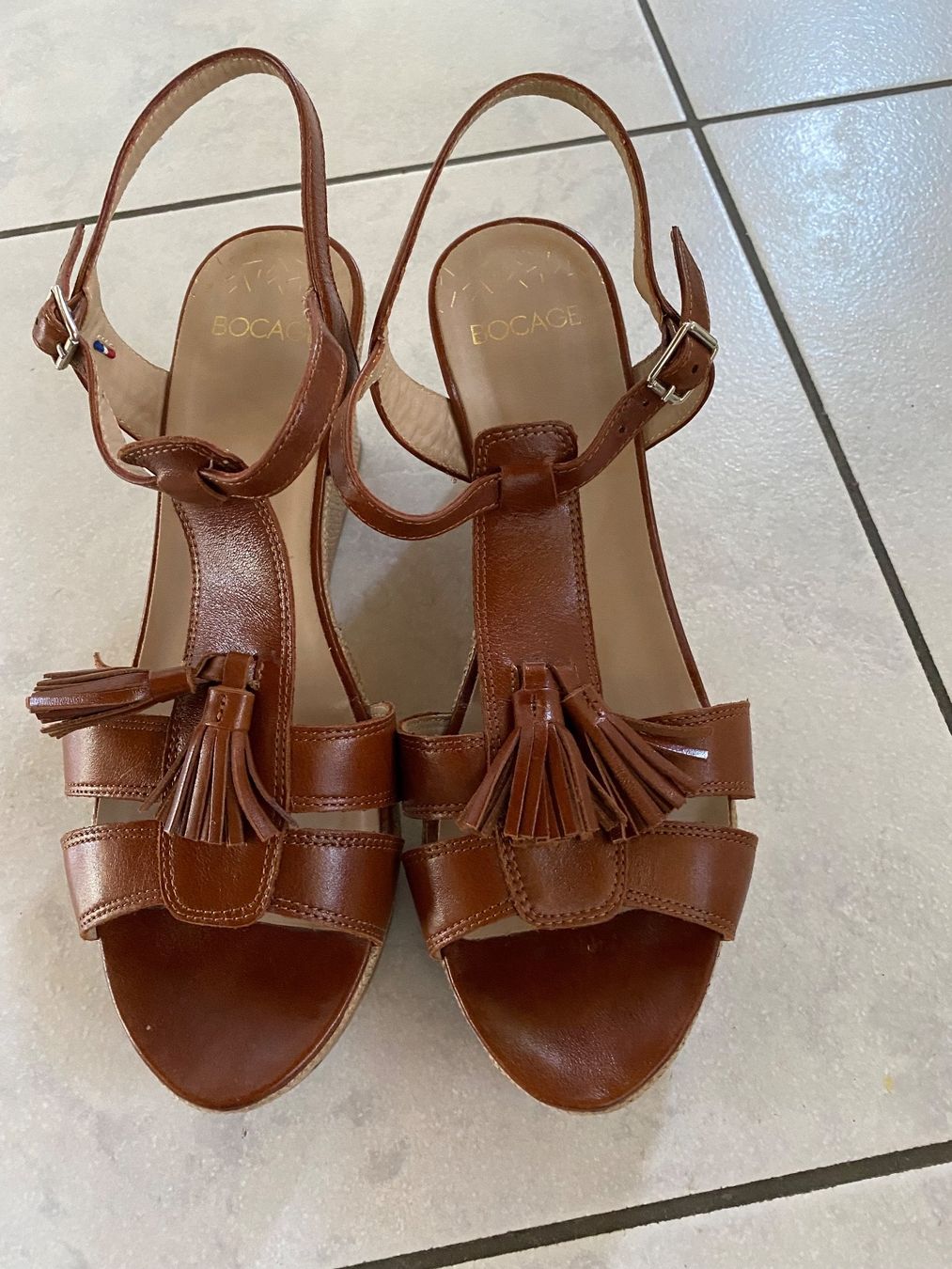 Scarpe da donna: Sandalen mit Keilabsatz – Usato da Sumiswald venduto da sonrisa70