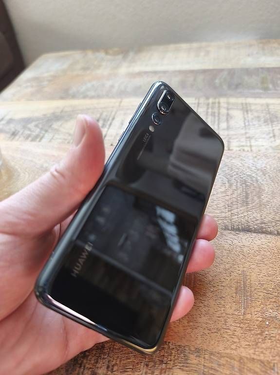 Telefoni cellulari / Smartphones: Huawei P20 Pro – Usato da Rüthi (Rheintal) venduto da Moto-Marte-Rheintal 3