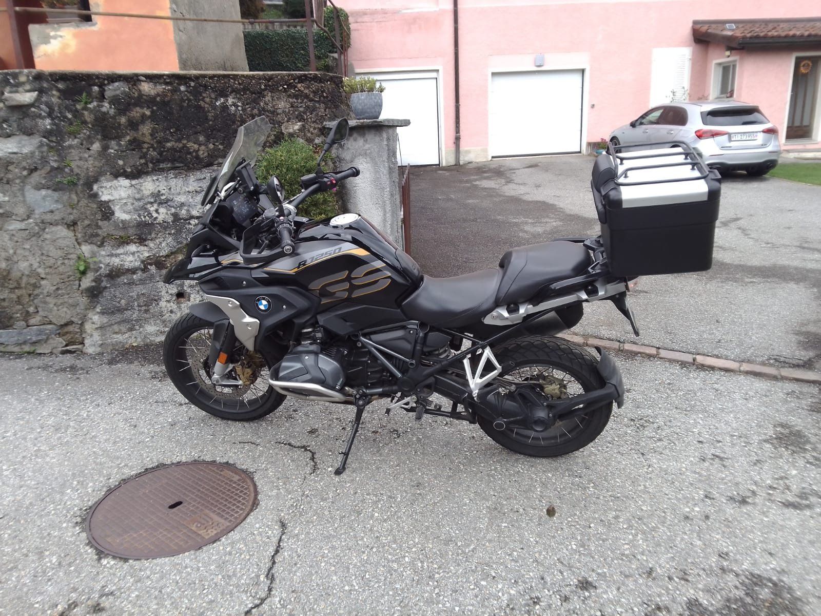 BMW Touring: BMW R1250 GS – Usato da Pura venduto da andyredrossi 2