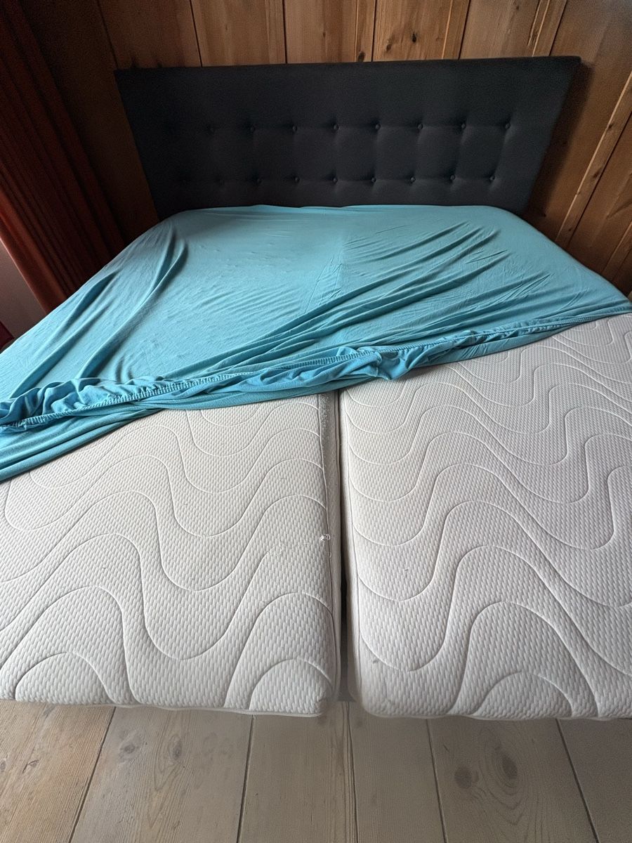 Letti: Doppelbett mit Topper – Usato da Meisterschwanden venduto da sonnenschein074 1