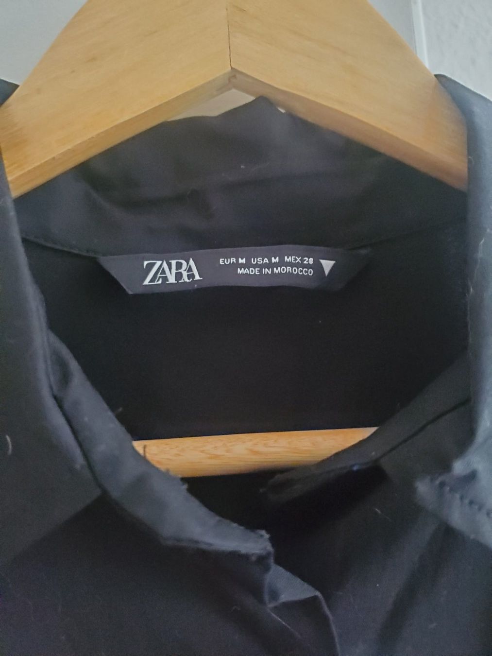 Zara Kleider: Zara Black Shirt Dress – Gebraucht aus Genève von lucianartm 1