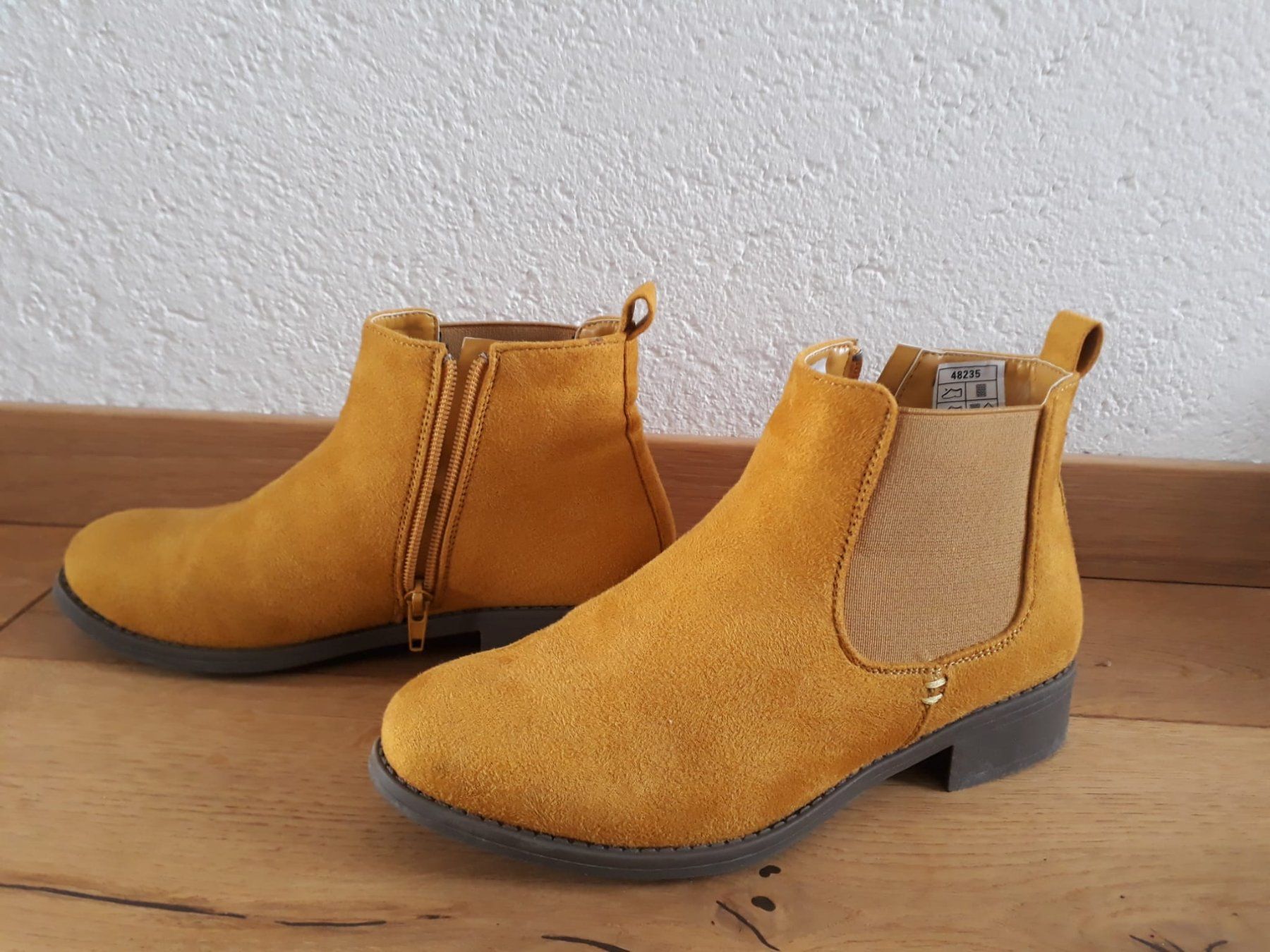 Scarpe per ragazze: Boots – Usato da Huttwil venduto da Yellow74 1