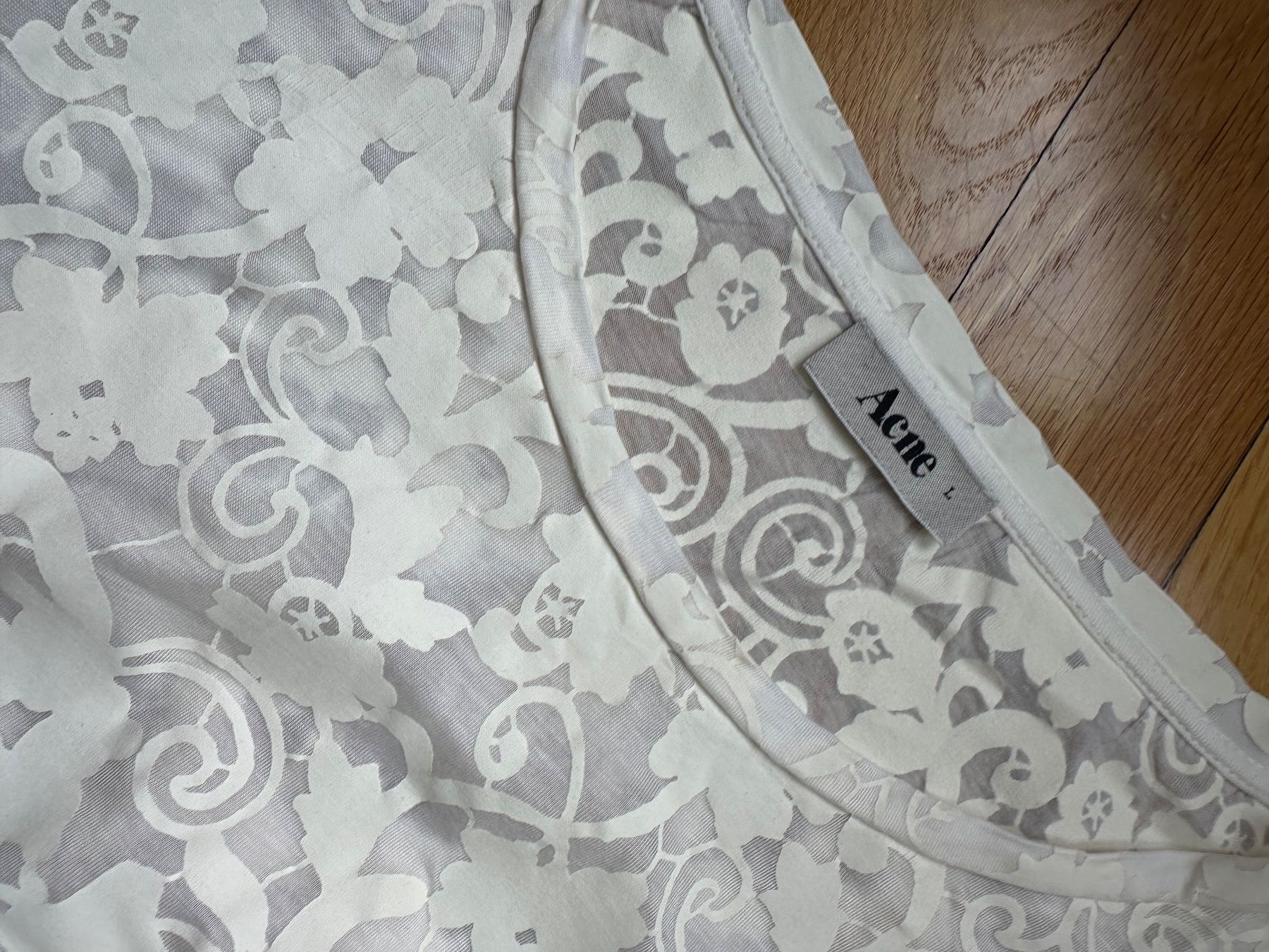 Acne Studios Vestiti: Robe longue Acne Studios, taille L, blanc cassé, dentelle – Usato da Carouge GE venduto da Dom19dom19 1