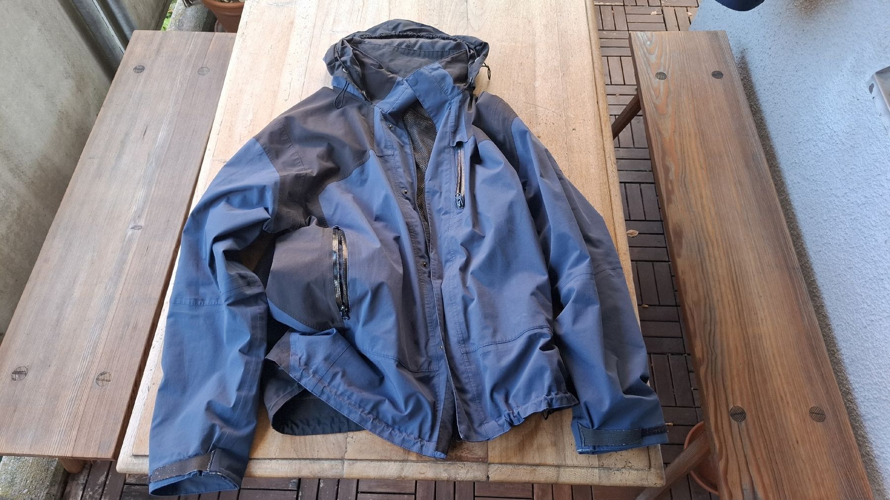 Salewa Jacken: Salewa Jacke GoreTex XL – Gebraucht aus Zürich von witike 2