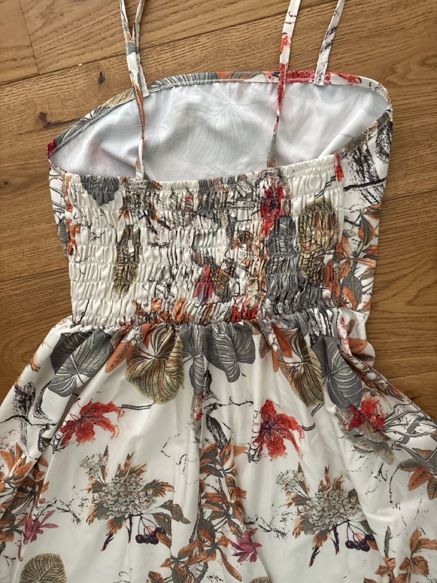 Agent Provocateur Vestiti: Kleid mit Jäckchen, Herbst- Motiv – Usato da Vilters venduto da Peri10 3