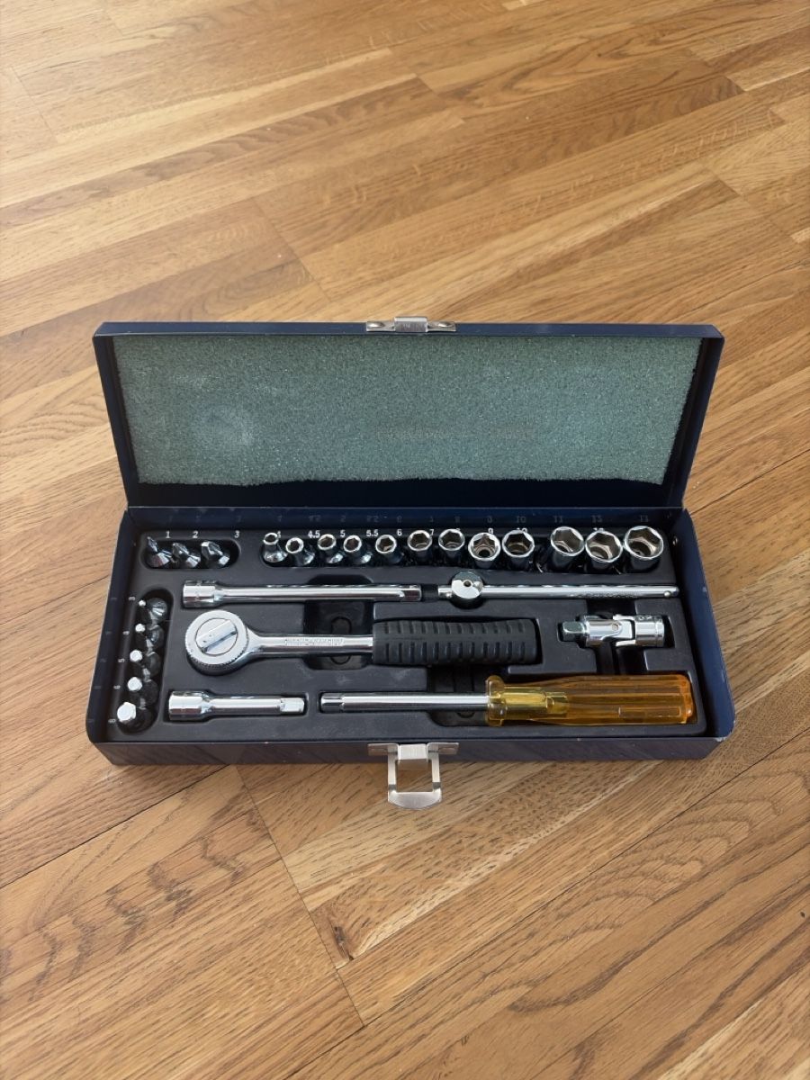 Tutti gli attrezzi: Rätschenset Stecknuss Set kmpl. – Usato da Zürich venduto da Blume1103