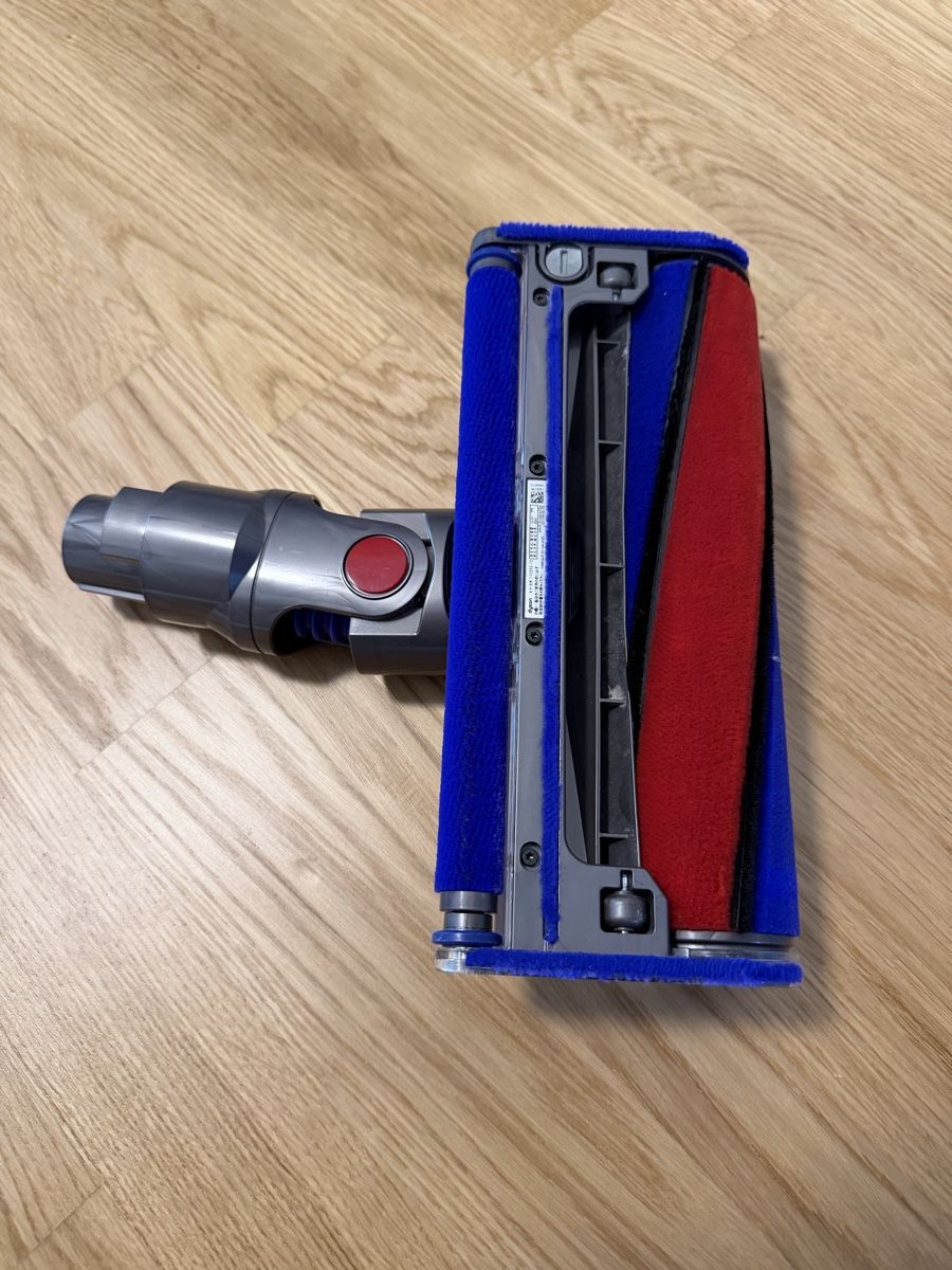 Dyson Autres articles pour la maison: Dyson V11 brosse  – D'occasion à Meyrin par SA_3006 2