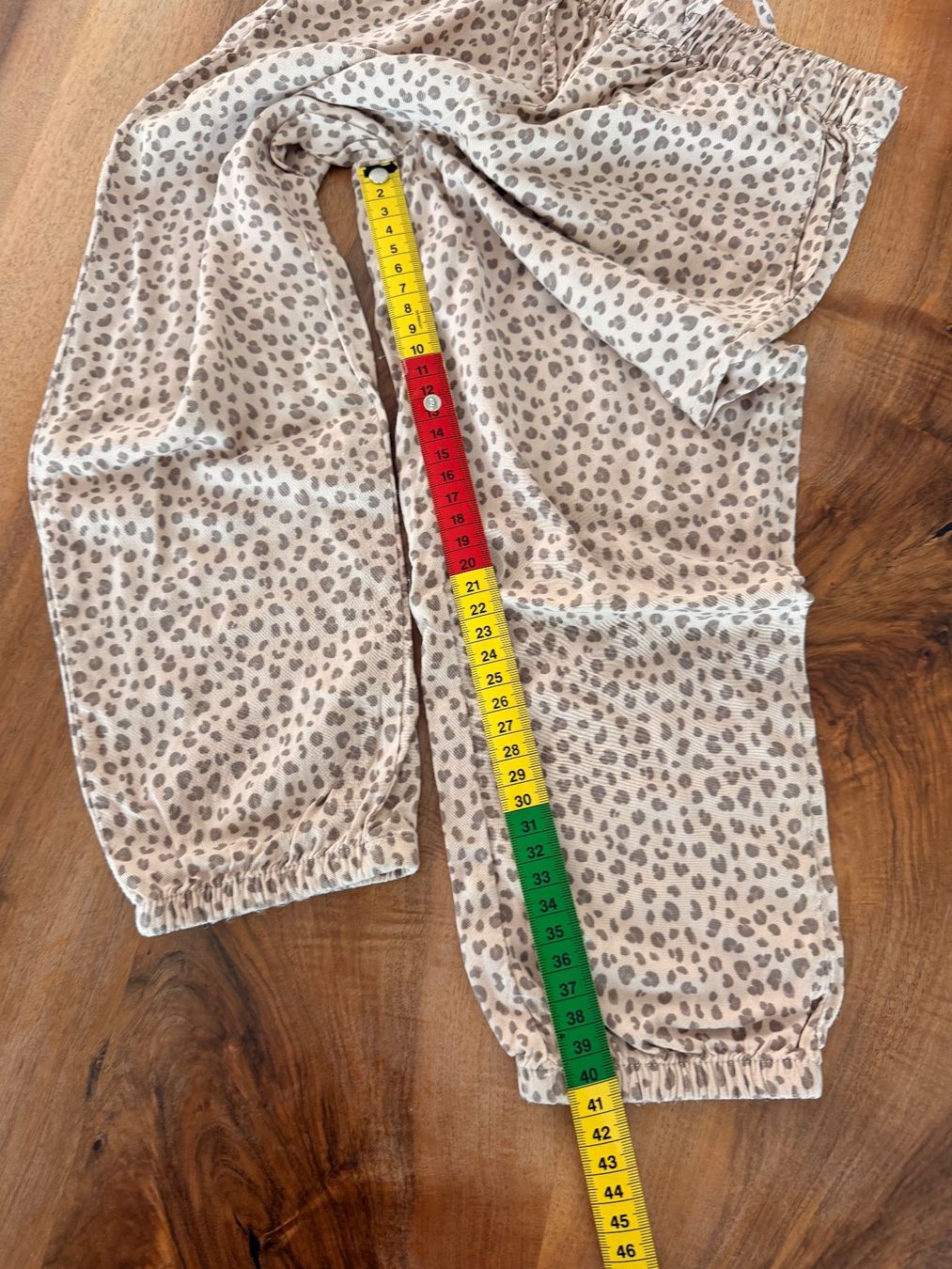 H&M Pantaloni: Hose von H&M, Grösse 110 – Nuovo (secondo la descrizione) da Haslen AI venduto da s176 5