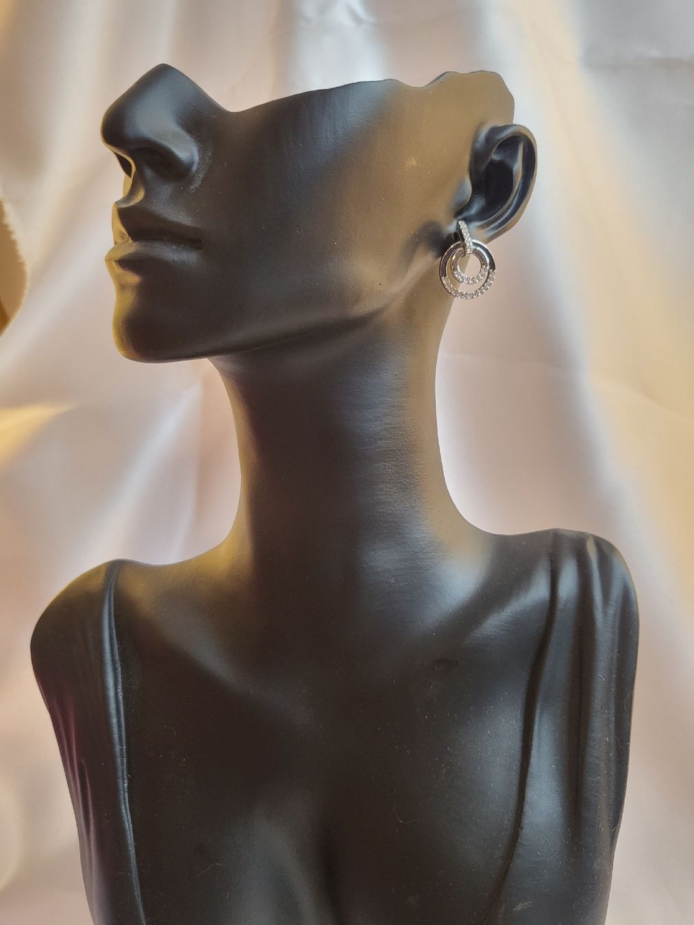Swarovski Ohrringe & -stecker: NEUE Swarovski Ohrringen – Neu und originalverpackt aus Hellbühl von d.d.d.125 5