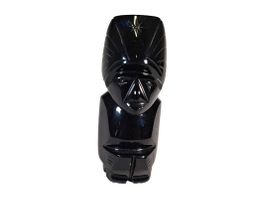 Handgeschnitzte polierte Statuette