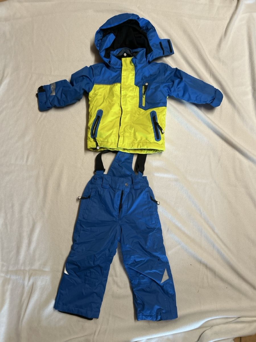 Jacken & Mäntel: Veste et pantalon ski 86 – Gebraucht aus Tramelan von n.malkov
