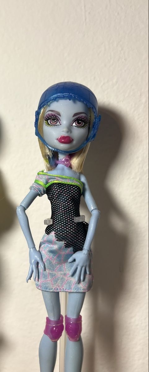 Bambole: Monster high – Nuovo (secondo la descrizione) da Osogna venduto da elisa__ks__ 2