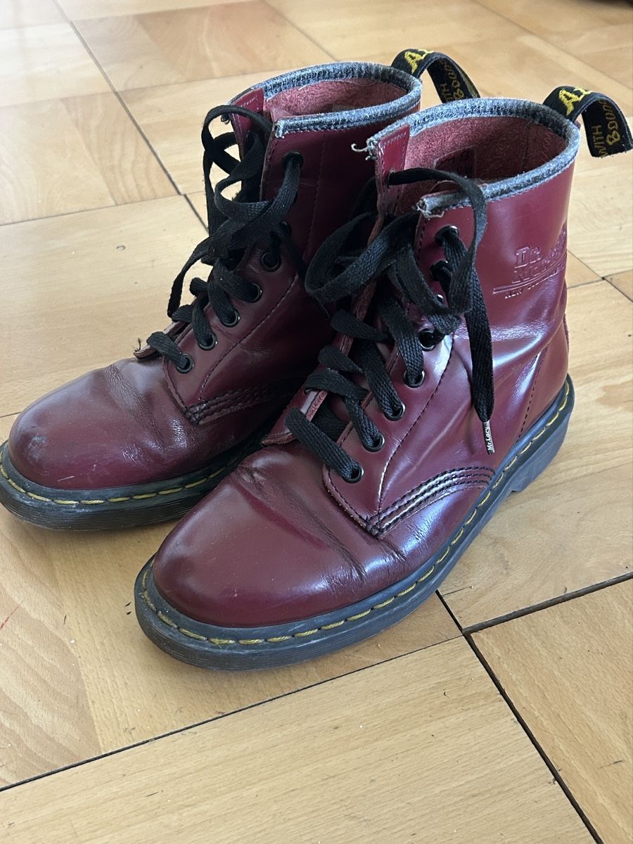 Scarpe da uomo: Dr. Martens Schnürstiefelette '1460' in Kirschrot – Usato da Zürich venduto da penkozh2025