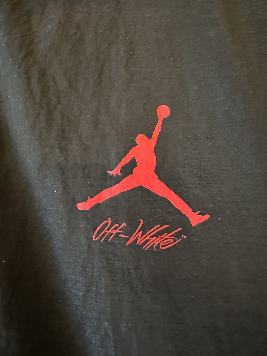 Giacche: OFF WHITE x Jordan Jacke – Nuovo (secondo la descrizione) da Horgen venduto da cec_6ylq 3