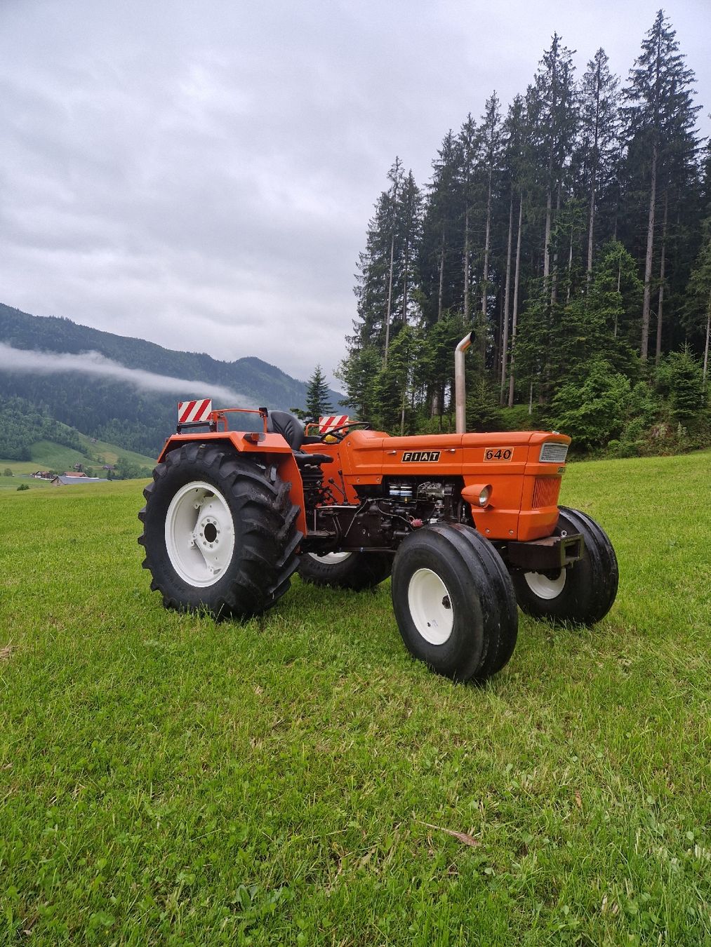 Fiat Trattori: Traktor Fiat 640  – Usato da Trachslau venduto da Mech8840