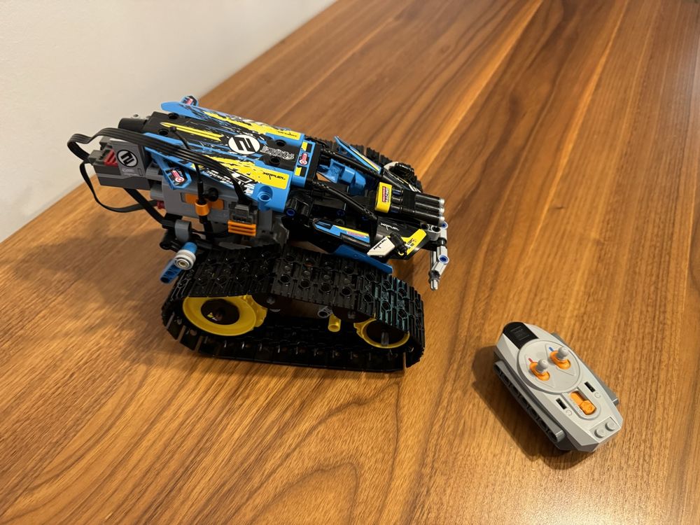 Lego Ferngesteuerter Stunt-Racer (Gebraucht) in St.Gallen für CHF 33 ...