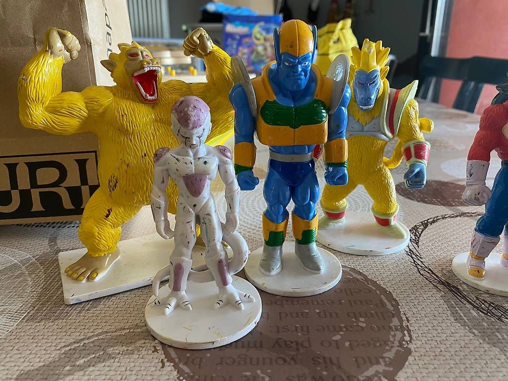 Giocattoli: 9 personaggi Dragon Ball – Usato da Castel San Pietro venduto da sab_lj2d 2