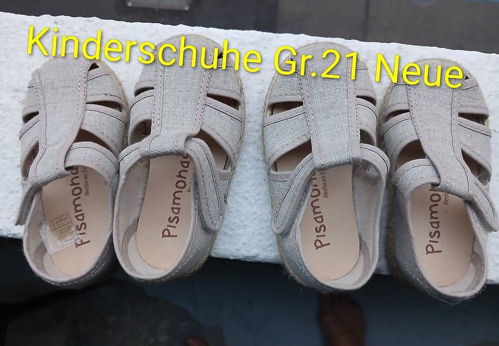Scarpe per ragazzi: Kinderschuhe Gr. 21 neu 5 Paar – Usato da Basel venduto da ner_5gnp 2