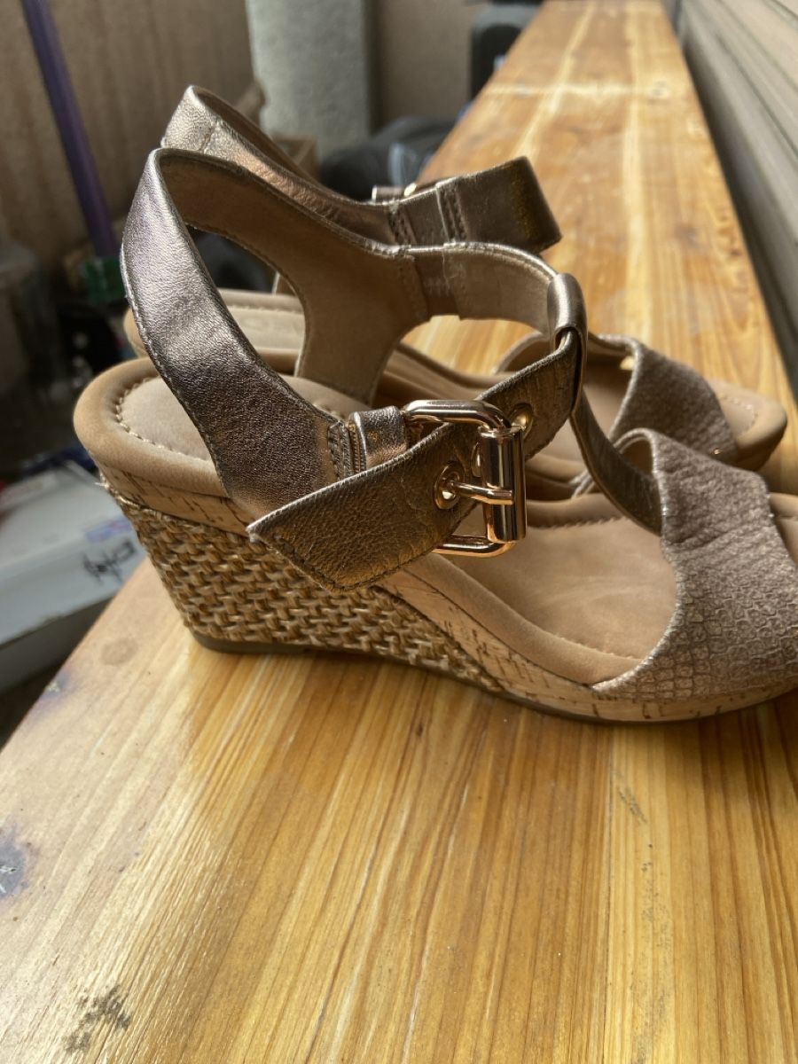 Gabor Damenschuhe: Sandales gabor  confort taille 4 = 37 – Gebraucht aus Carouge GE von Bruggy 1