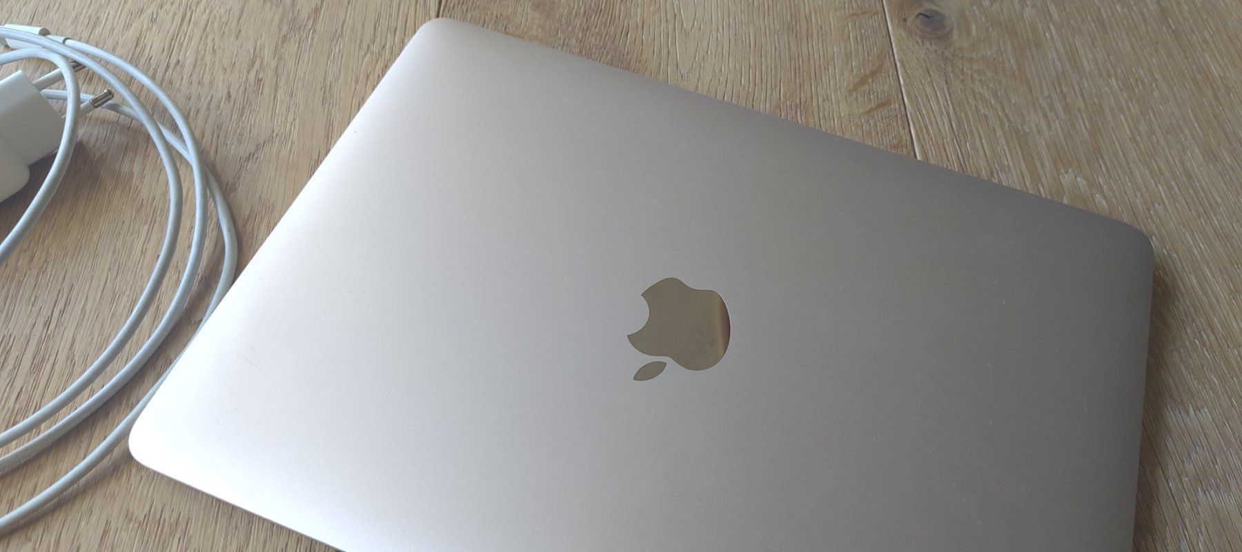 Apple Portables: MacBook - Retina, 12 Zoll, 2017 – D'occasion à Brütten par katja.blumer 1