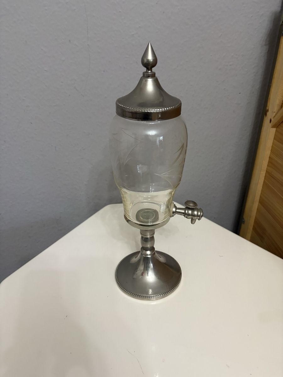 Verres: Fontaine  ancienne à liqueur ou etc  – D'occasion à petit lancy par FerreiraLuis 3