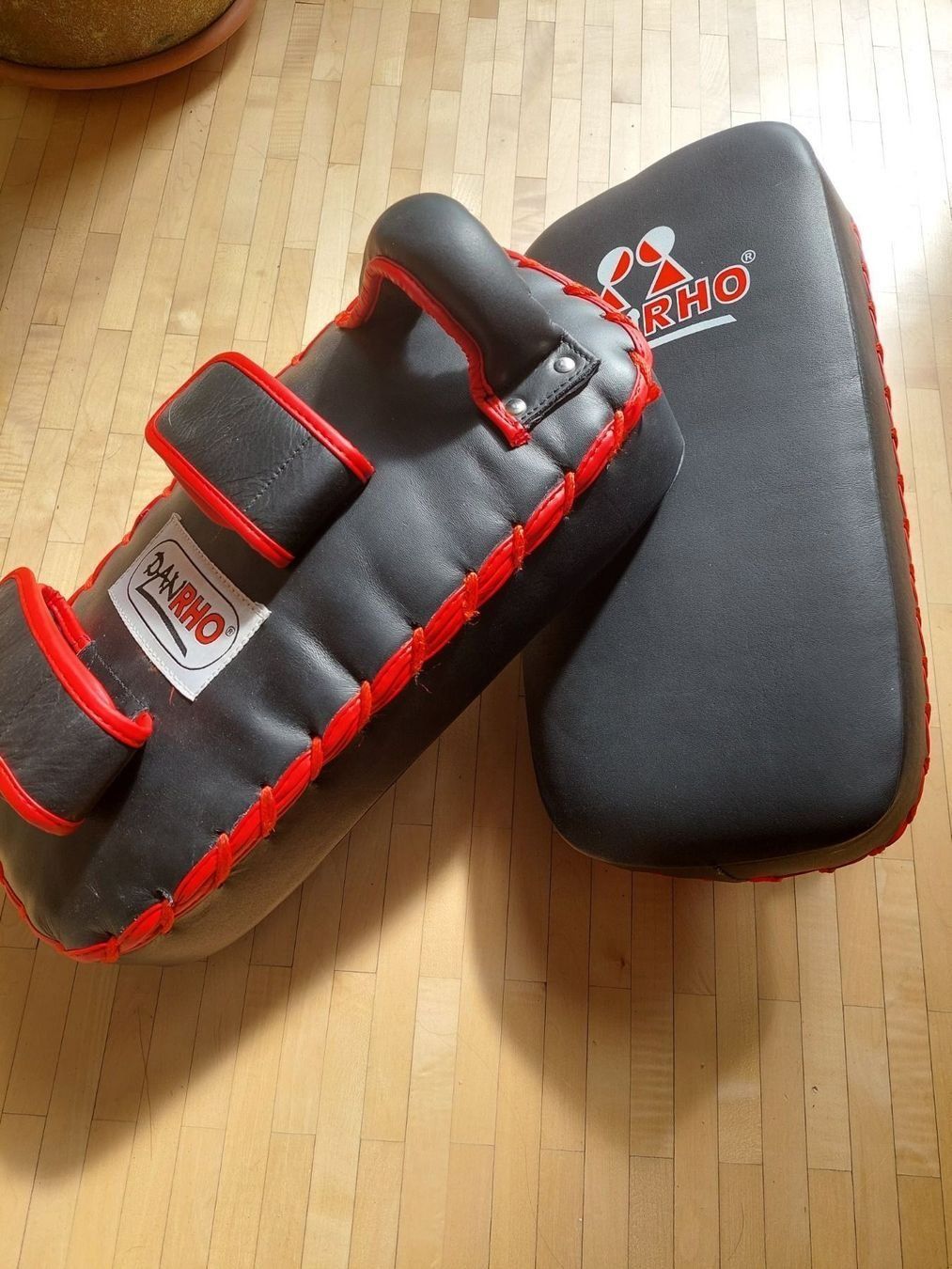 Boxsäcke: * TOP * DANRHO Leder Thai Pad Trophy – Neu (gemäss Beschreibung) aus Dürnten von Dgreni