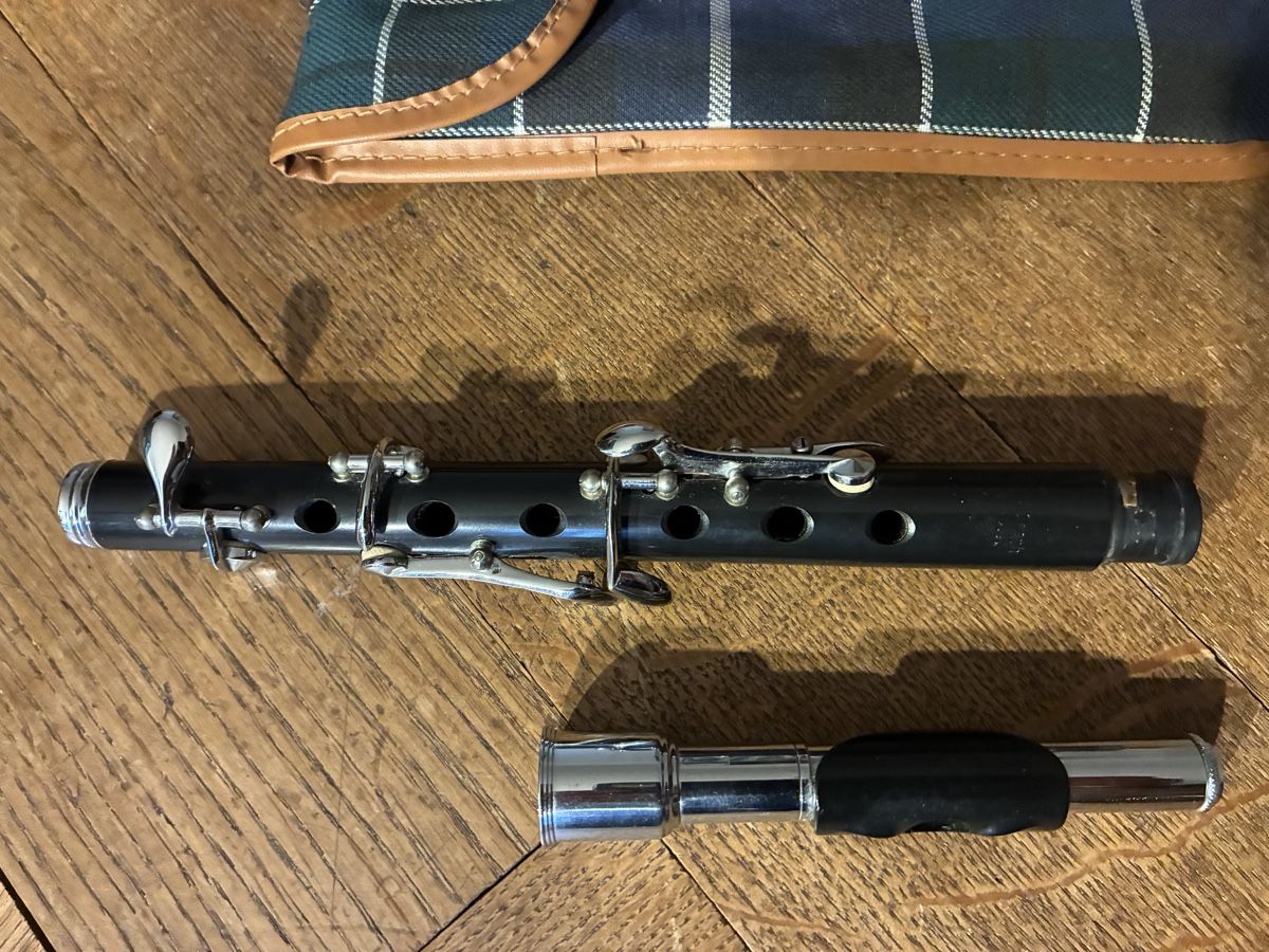 Basler Strumenti musicali: Piccolo E. Oesch, Basel – Usato da Riehen venduto da J.-M. 1