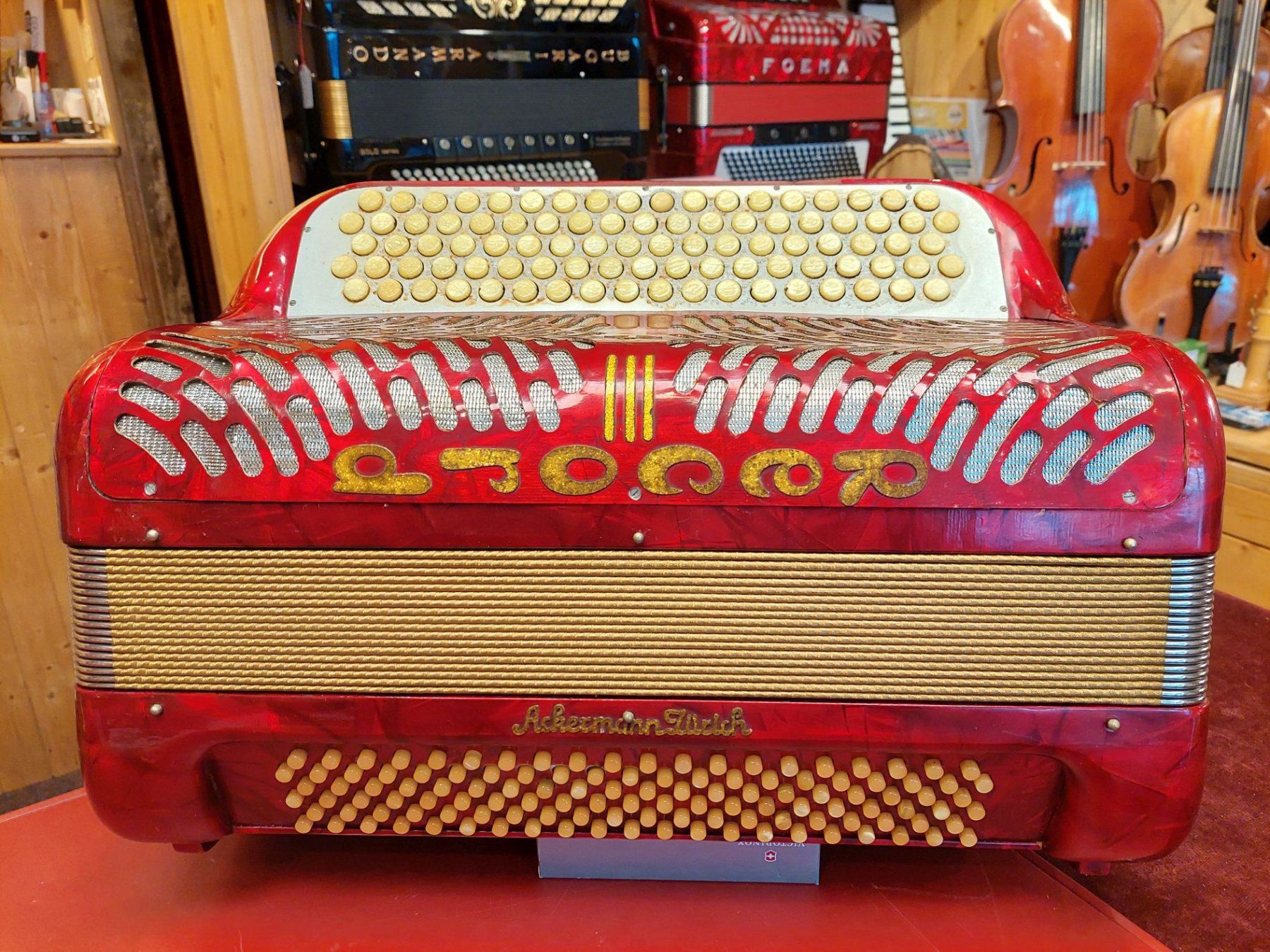 Record Musikinstrumente: Schweizer Record Handorgel 4 chörig – Gebraucht aus Davos-Platz von musikhauskollegger 3