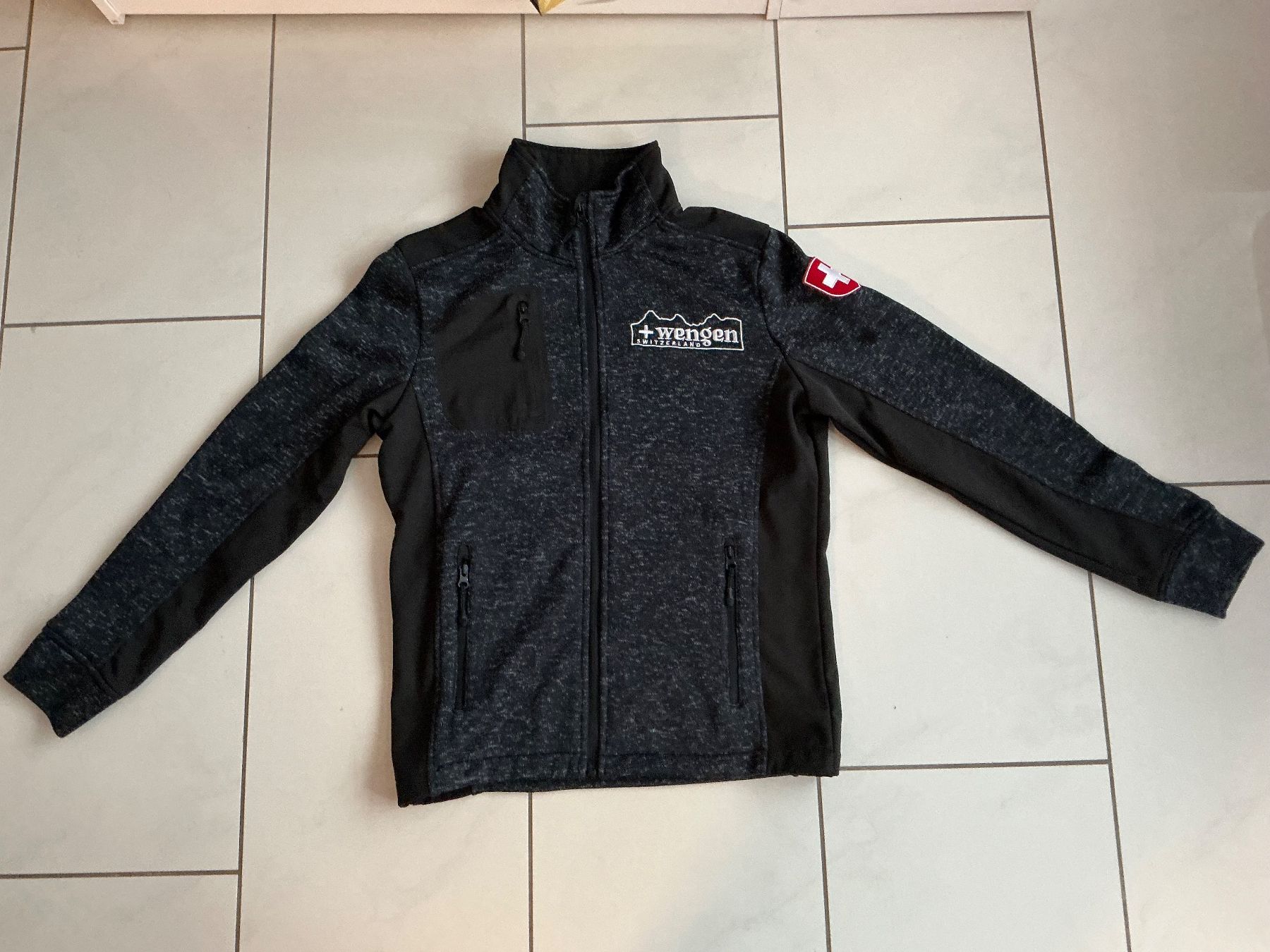 Giacche: Fleece Jacke Wengen Gr.S – Nuovo e nell'imballaggio originale da Biel-Benken BL venduto da Sahra1
