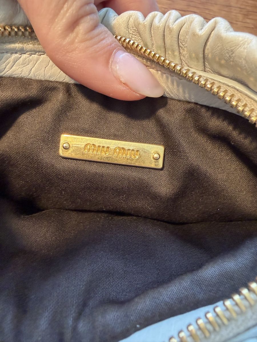 Miu Miu Borse da donna: Miu Miu Tasche – Usato da Ittigen venduto da chiller2810 4