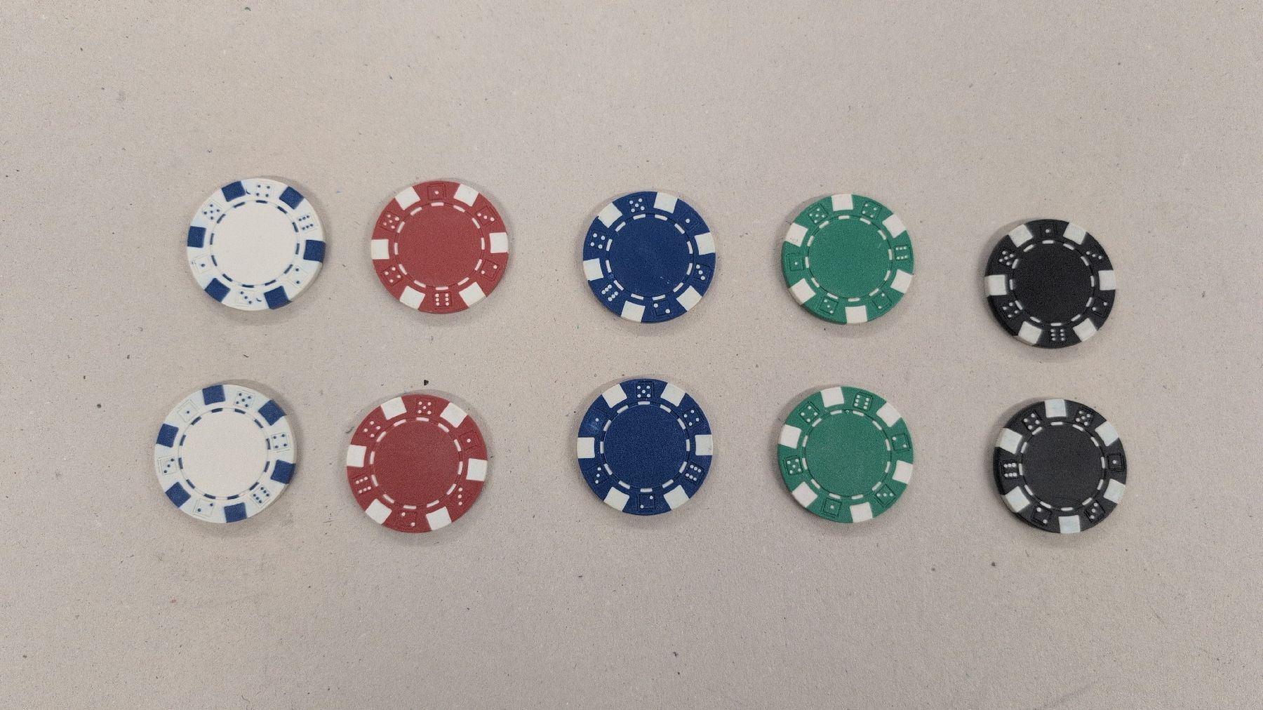 Giochi: Pokerset in Aluminiumkoffer – Usato da Volketswil venduto da mar_c5pv 2