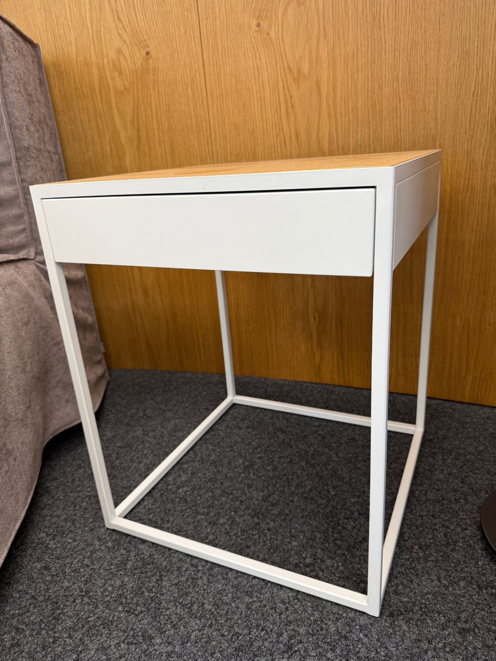 Comodini: Whitebeds Tisch 540, mit Schublade, weiss matt – Usato da Winterthur venduto da Schlafpunkt