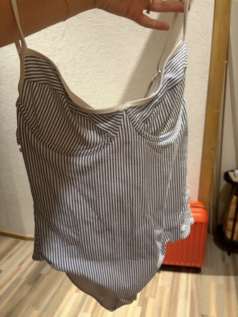 Maillot de bain neuf Tommy Hilfiger- taille M