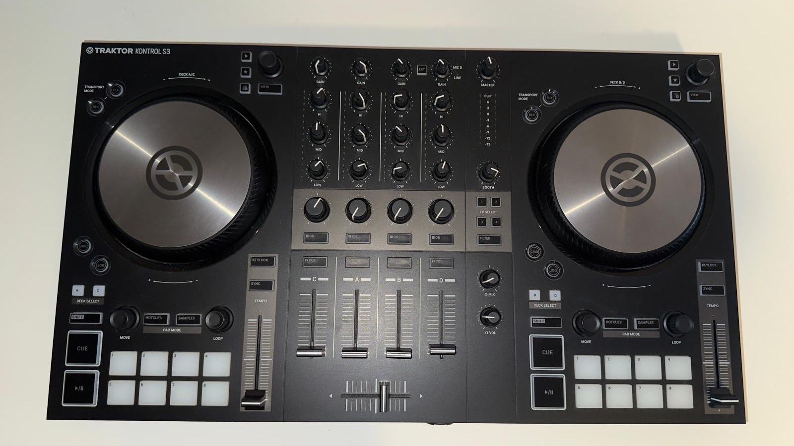 Traktor Console di mixaggio: Native Instruments Traktor Kontrol S3 + Kabel & Schachtel – Nuovo (secondo la descrizione) da Reinach BL venduto da joannis53