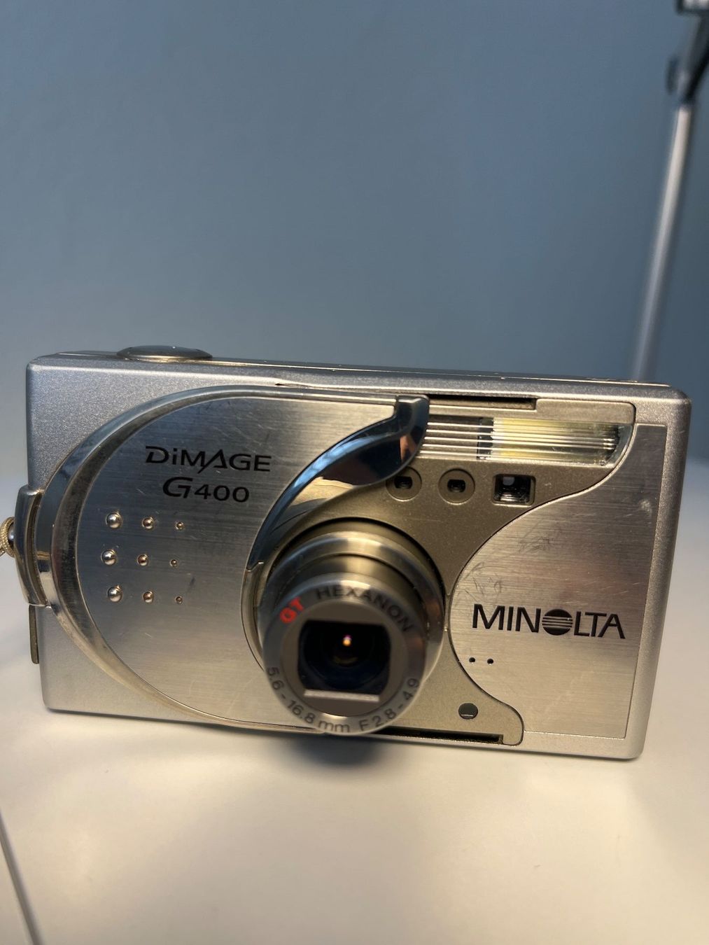 Minolta Fotocamera: Digitalkamera Minolta DiMAGE G400 Silber gebraucht – Usato da Spiegel b. Bern venduto da rosalexis 1