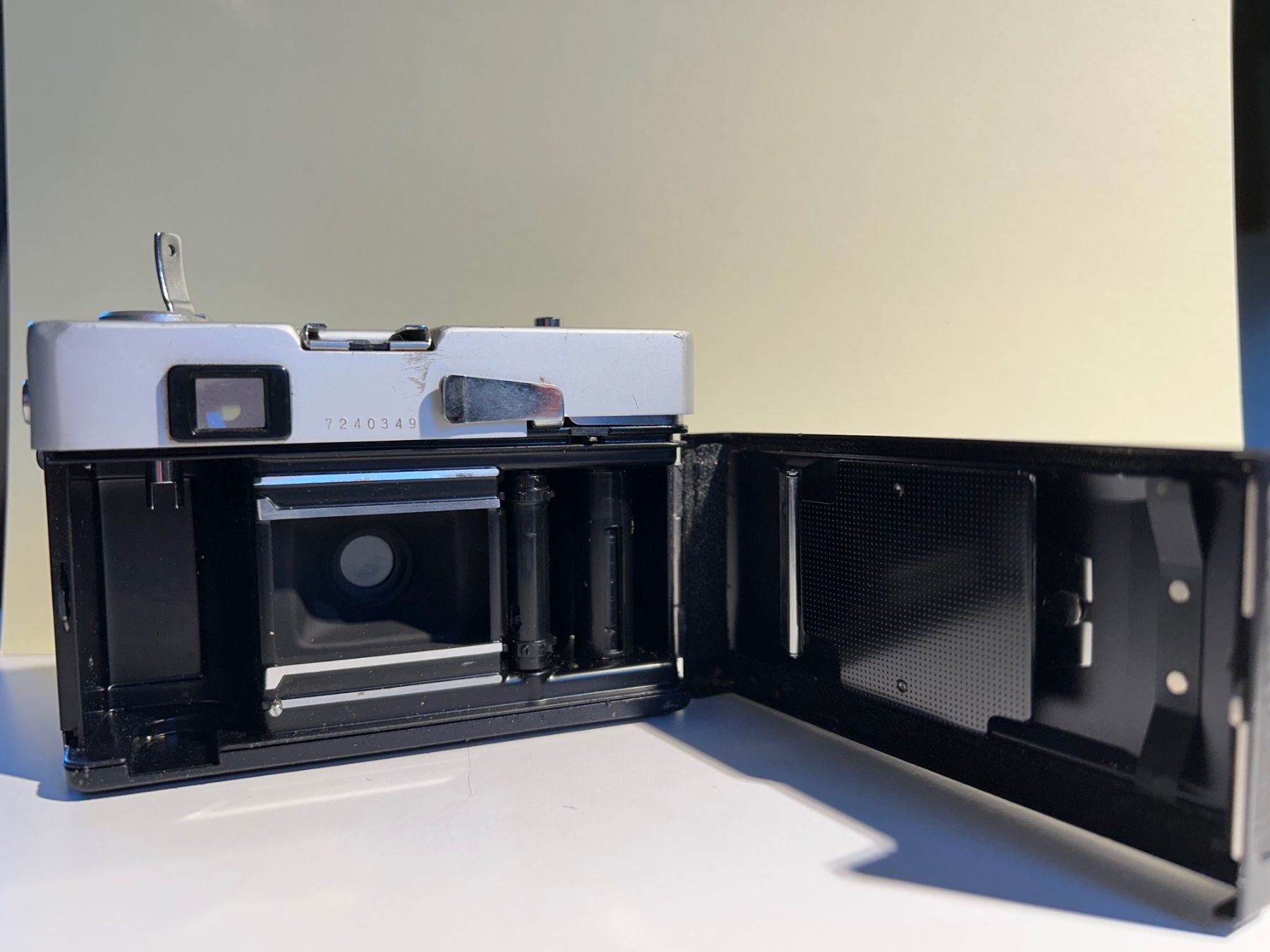 Carena Fotocamera: Fotokamera Carena 35 EE – Difettoso da Bern venduto da Calimero1600 3