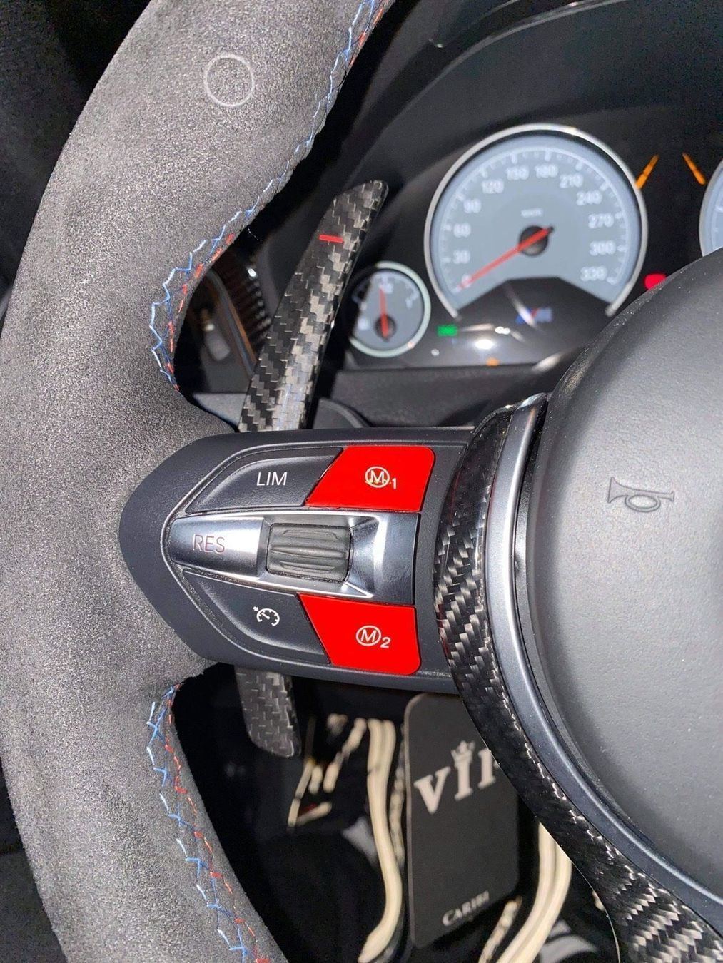 Tutti pezzi di ricambio auto: BMW Carbon Schaltwippen in M Rot – Nuovo e nell'imballaggio originale da Volketswil venduto da Willis-Autoteile 7