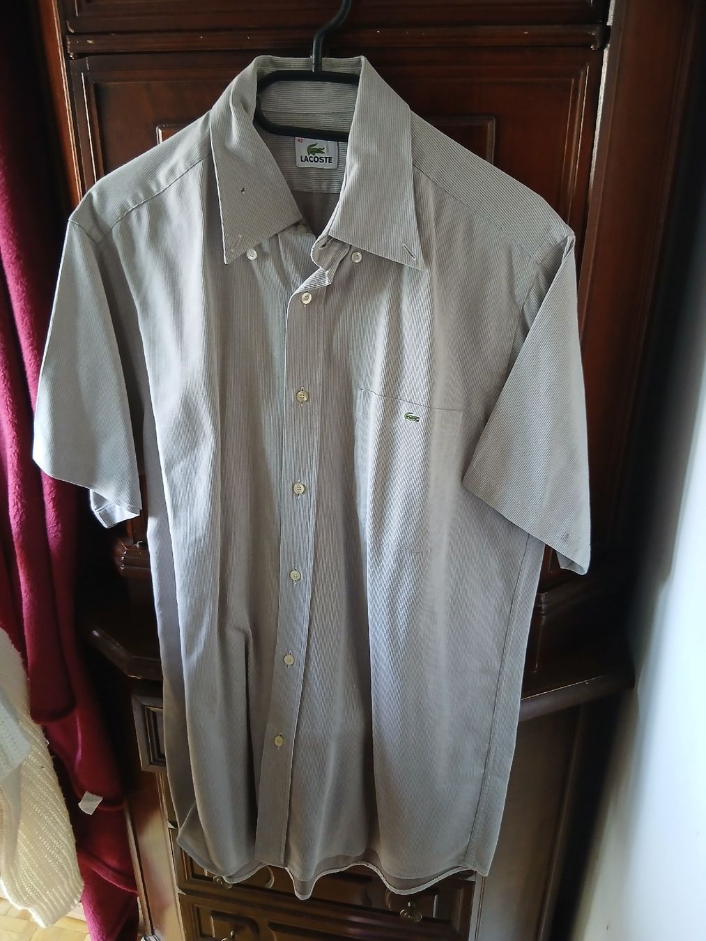Lacoste Camicie: chemise lacoste taille 42 – Usato da Romont FR venduto da 777.gameur.game.boy