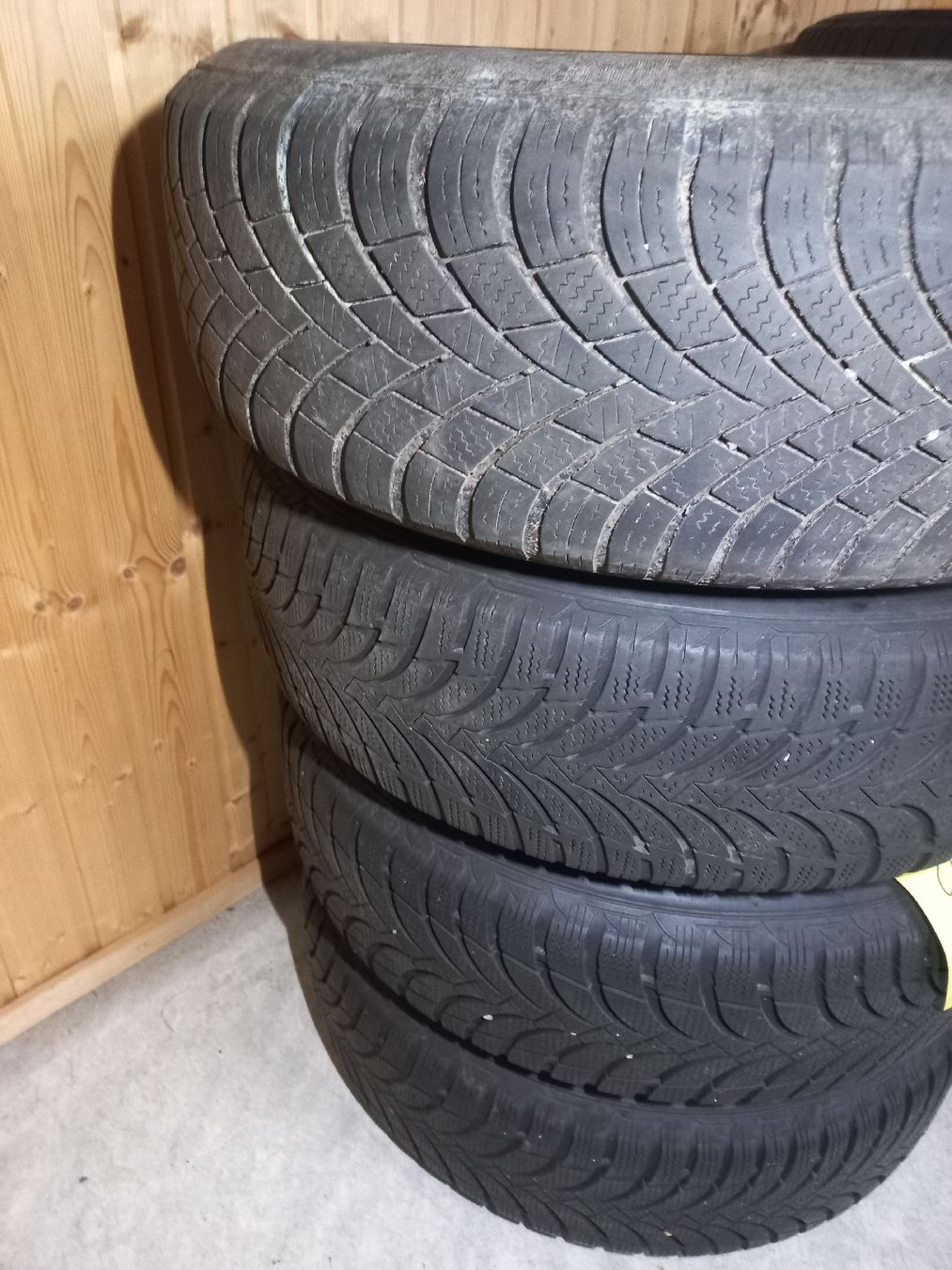 Pneumatici & Ruote complete: Toyota Rav original Räder – Usato da niederbüren venduto da ivanschei 3