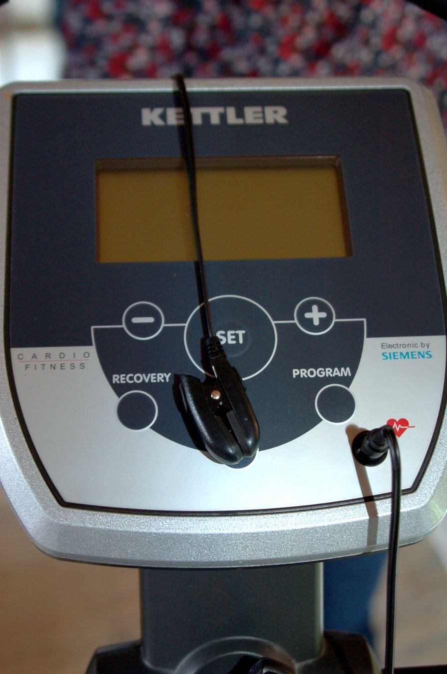Hometrainer: Hometrainer mit Trainingscomputer – Gebraucht aus Zeiningen von dor_k786 3