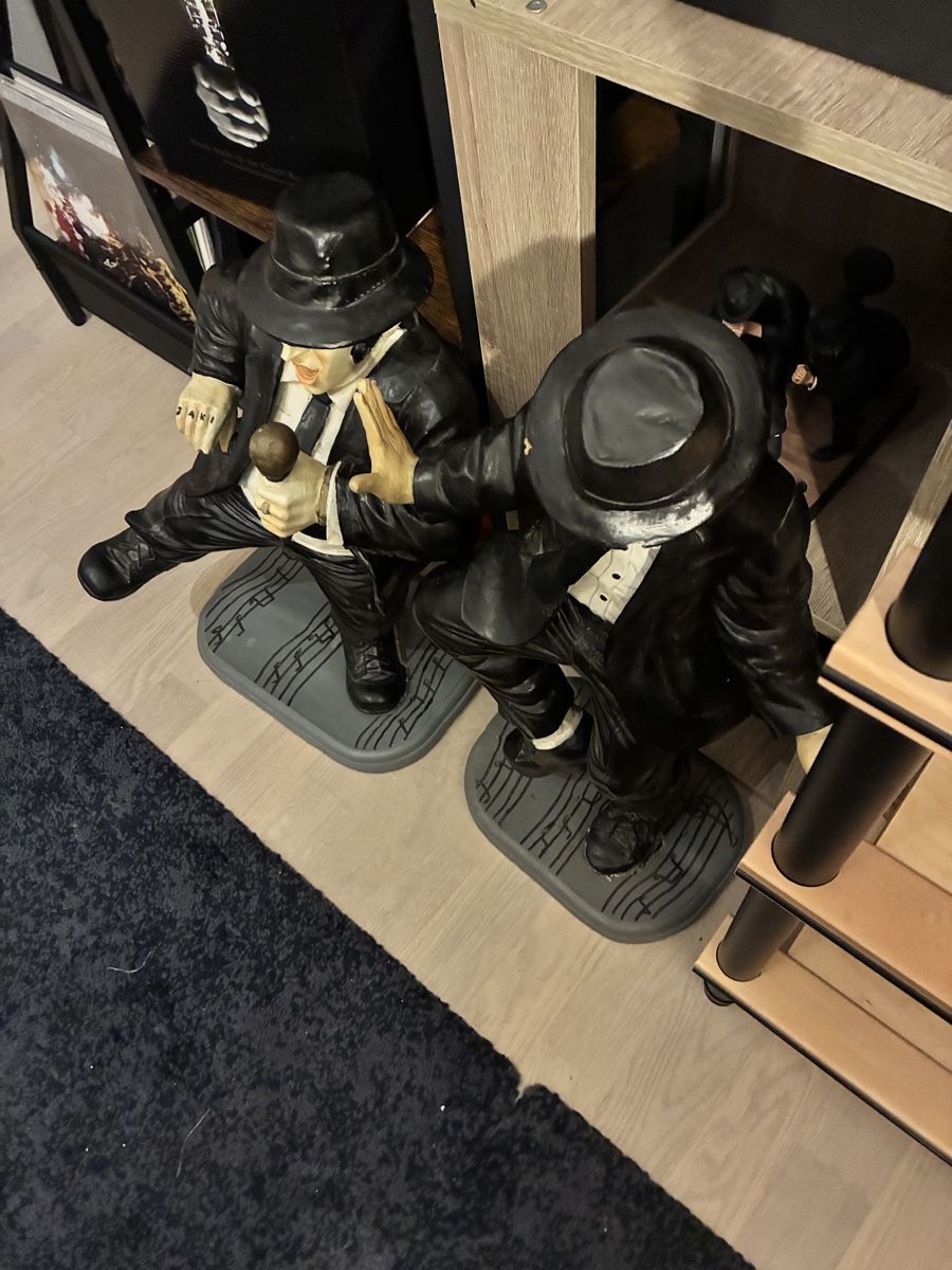 Skulpturen & Statuen: Blues Brothers Figuren – Gebraucht aus Ottikon von Gravis 2