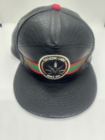 [NEU]: Schwarze Snapback-Cap