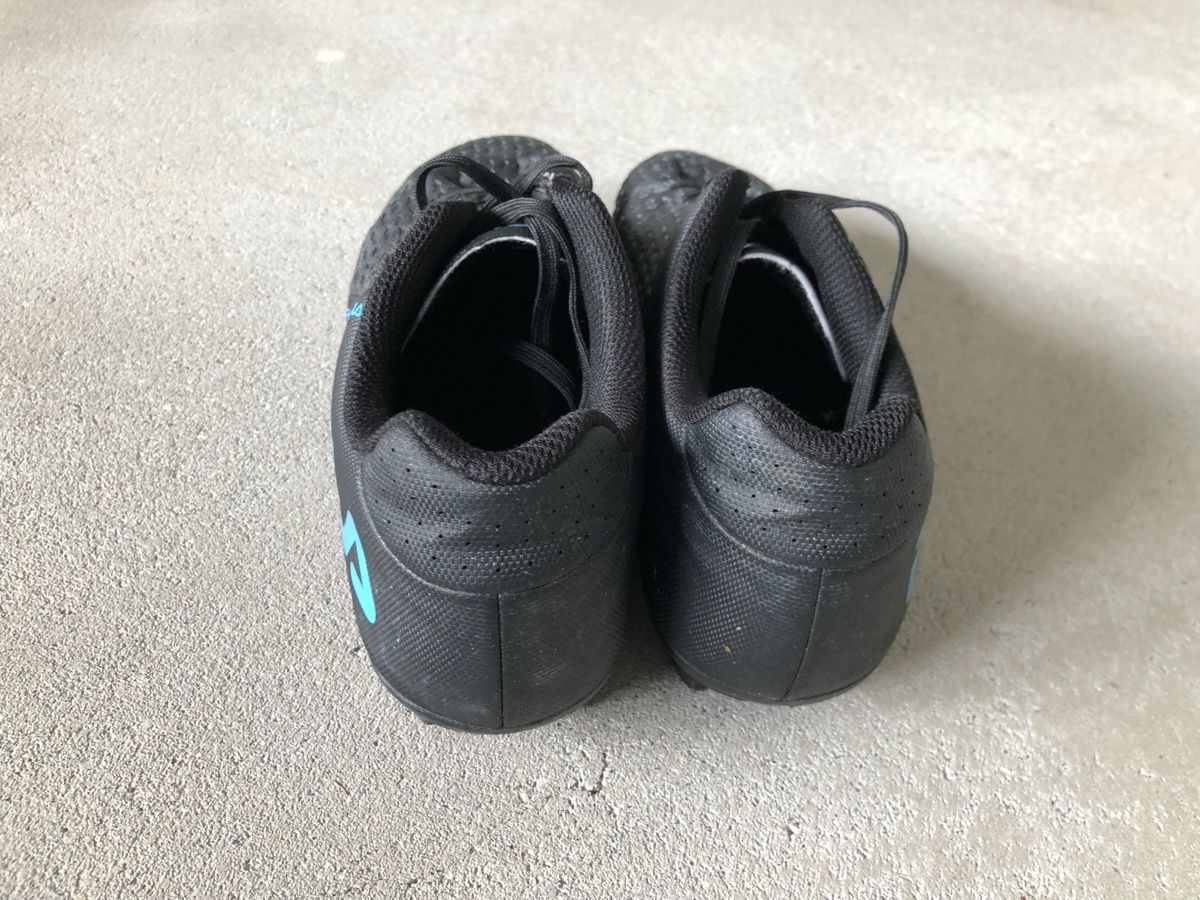 Fila Scarpe per ragazzi: Fussball - Nockenschuh Gr. 40 – Usato da Trogen venduto da jtilady 4