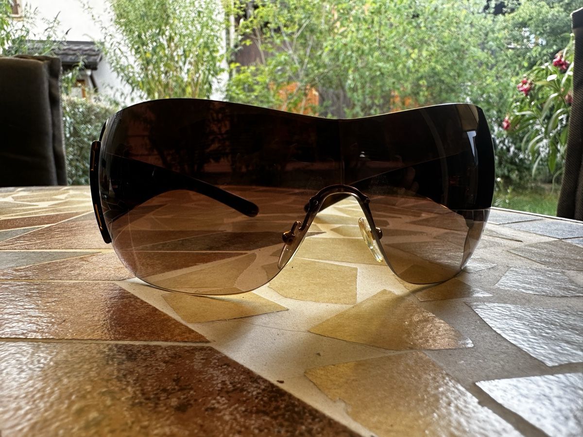 Prada Occhiali & Lenti: Sonnenbrille Prada – Usato da Aesch BL venduto da Lidac 4